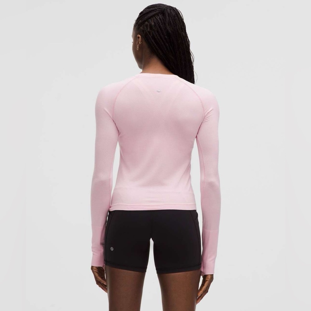 Swiftly Tech Long Sleeve Shirt 2.0 Waist Length - Picture 2 of 3